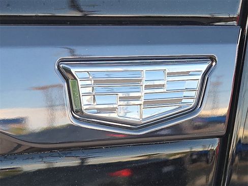 New 2026 Cadillac Vistiq Sport image 9