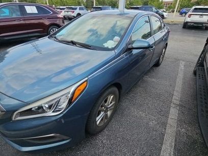 Used 2016 Hyundai Sonata SE w/ Cargo Package
