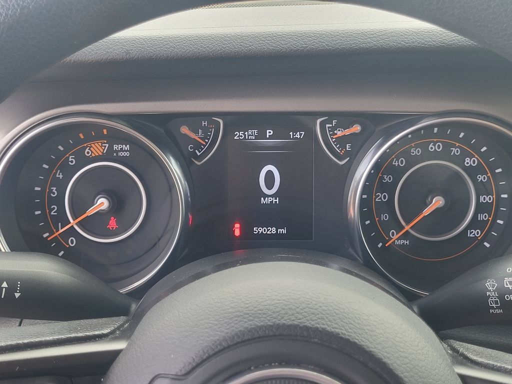 Used 2018 Jeep Wrangler Unlimited Sport AWD/4WD image 12