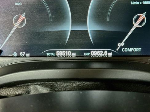 Used 2019 BMW X3 sDrive30i w/ Convenience Package RWD image 16