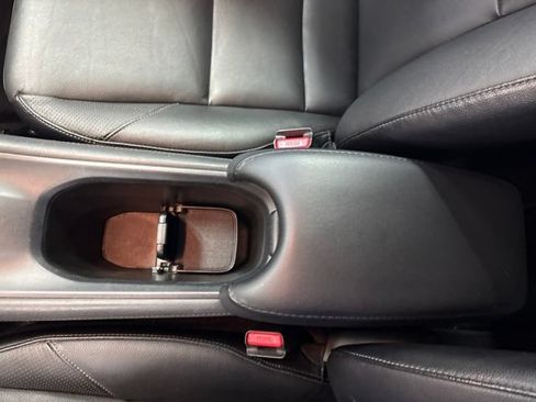 Used 2017 Honda HR-V EX-L image 24