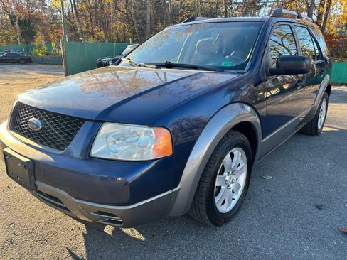Used 2006 Ford Freestyle SE image 1