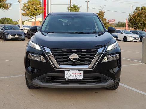 Certified 2023 Nissan Rogue SV FWD image 5