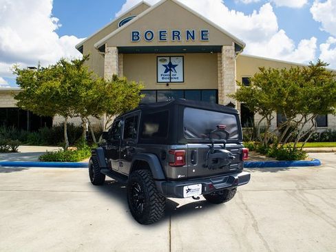 Used 2018 Jeep Wrangler Unlimited Sport S image 3