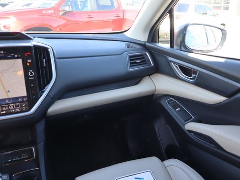 Used 2024 Subaru Ascent Limited w/ Technology Package image 13