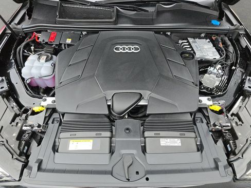 Certified 2026 Audi Q7 3.0T Prestige w/ Prestige Package AWD/4WD image 32