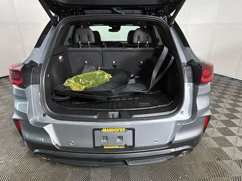 Used 2025 Chevrolet TrailBlazer RS w/ Convenience Package FWD image 30