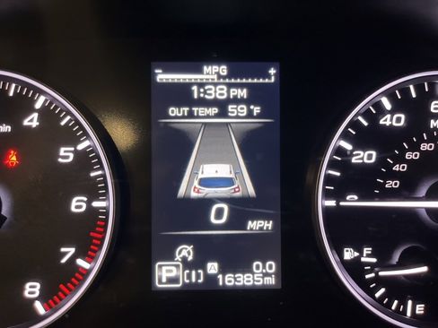 Used 2024 Subaru Crosstrek 2.0i Premium image 16