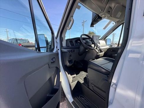 New 2026 Ford Transit 250 148 Medium Roof image 13