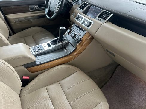 Used 2013 Land Rover Range Rover Sport HSE LUX w/ Luxury Interior Pkg AWD/4WD image 19