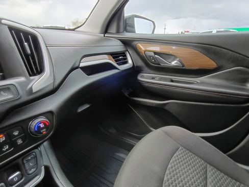 Used 2020 GMC Terrain SLE w/ Driver Convenience Package image 24