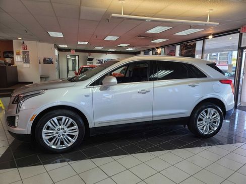 Used 2019 Cadillac XT5 Premium Luxury image 1