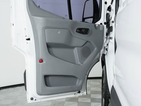 Used 2019 Ford Transit 250 148 Medium Roof image 20