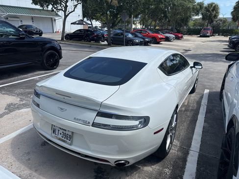 Used 2015 Aston Martin Rapide S image 12
