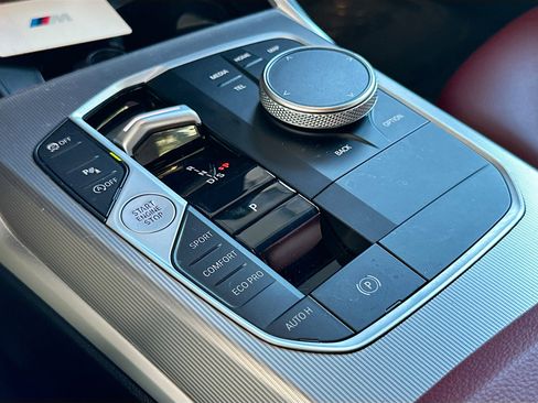 Certified 2023 BMW 330i Sedan w/ M Sport Package image 17