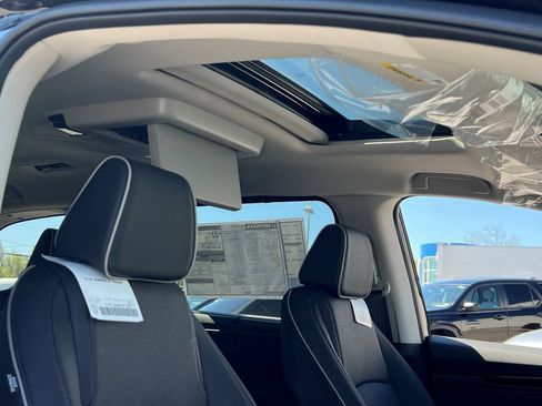 New 2026 Honda Odyssey Elite image 7