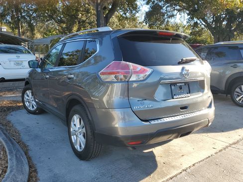 Used 2016 Nissan Rogue SV w/ SV Premium Package image 5