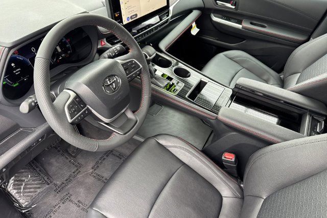 Certified 2026 Toyota Sienna XSE AWD/4WD image 12