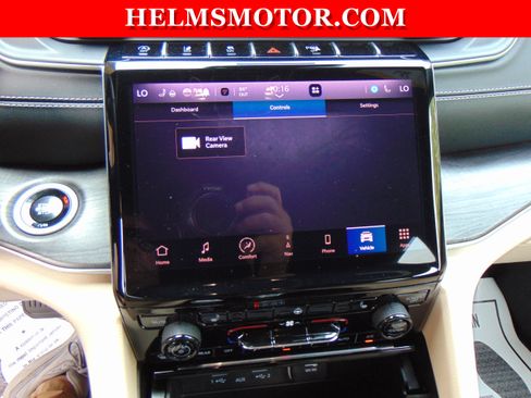 Certified 2024 Jeep Grand Cherokee Limited image 25