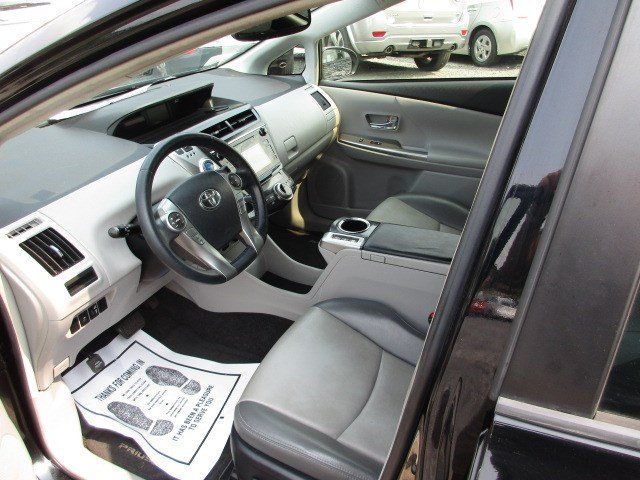 Used 2015 Toyota Prius V Four FWD image 14