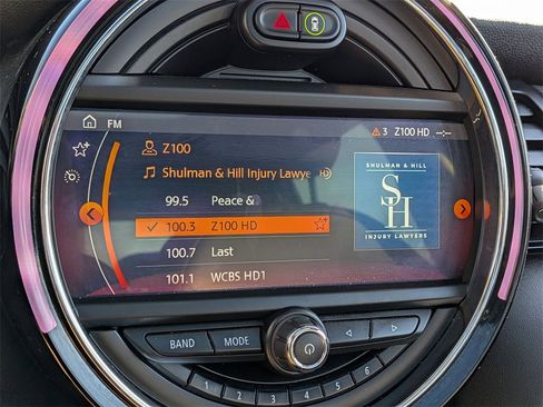 Used 2020 MINI Cooper 4-Door Hardtop image 17