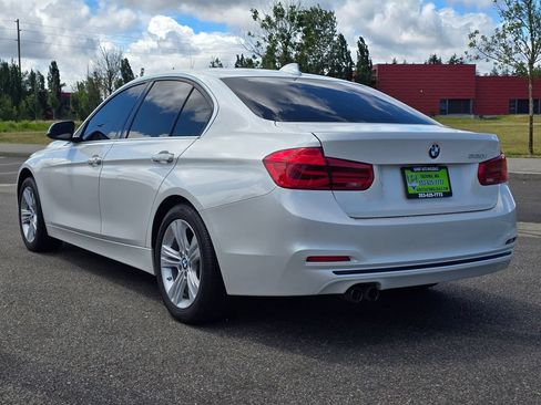 Used 2018 BMW 330i Sedan RWD image 3