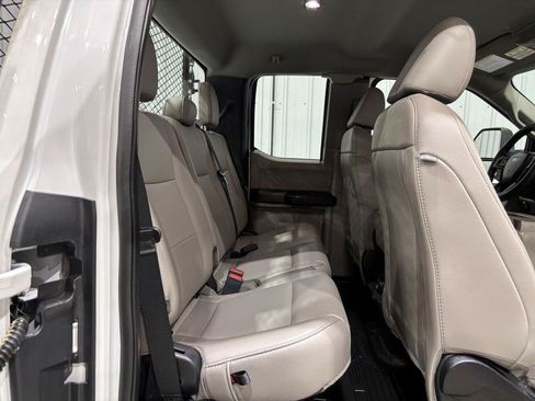 Used 2020 Ford F250 XL w/ Power Equipment Group AWD/4WD image 14