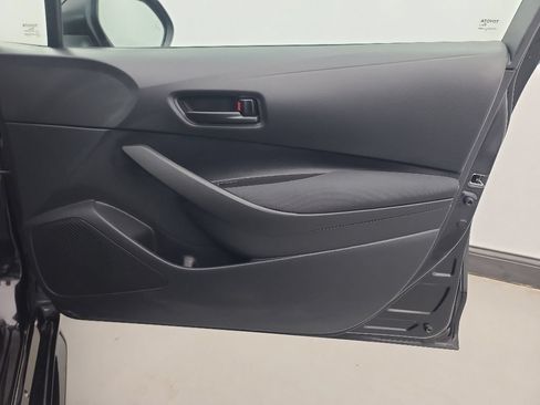 Used 2026 Toyota Corolla LE FWD image 14