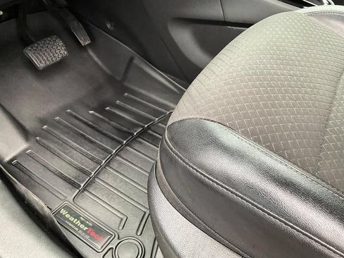 Used 2018 Buick Encore Preferred AWD/4WD image 3