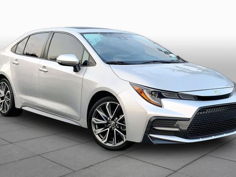 Used 2022 Toyota Corolla XSE w/ Carpet Mat Package (TMS) FWD image 3