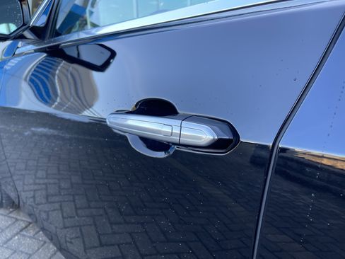 Used 2019 Cadillac CTS Luxury image 14