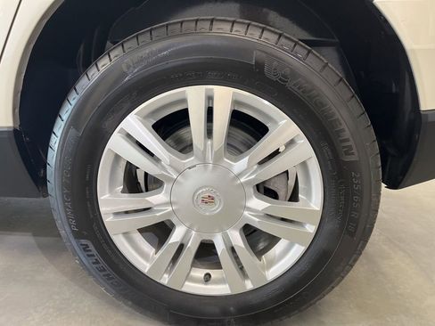 Used 2016 Cadillac SRX Luxury FWD image 11