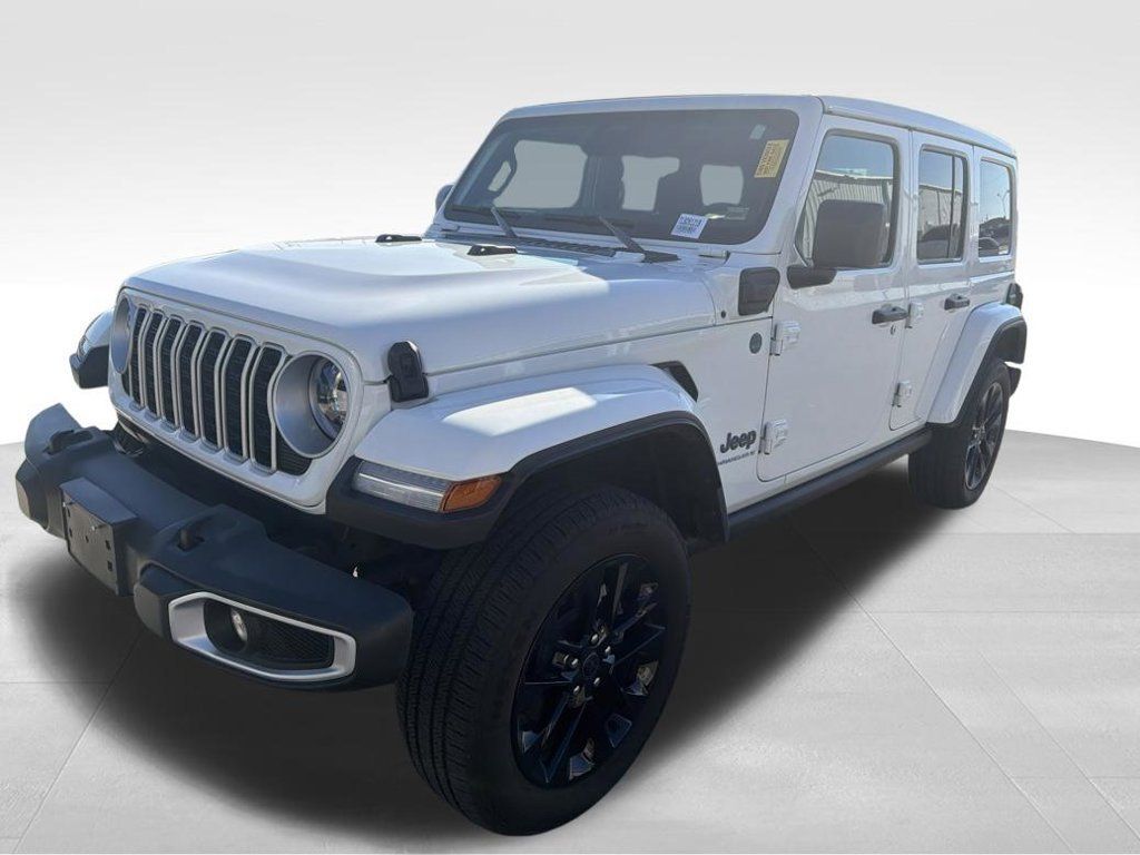 Used 2025 Jeep Wrangler Unlimited Sahara w/ Safety Group AWD/4WD image 9