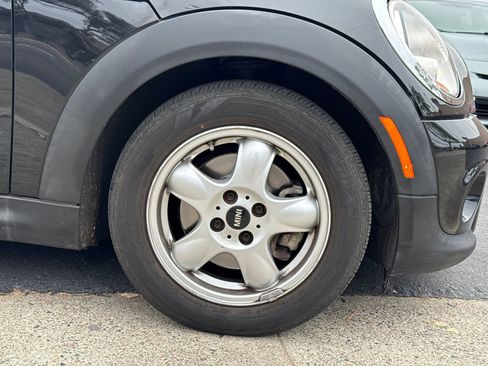 Used 2011 MINI Cooper Hardtop image 4