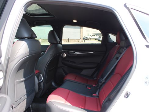 Used 2023 INFINITI QX55 Sensory w/ Lighting Package AWD/4WD image 11