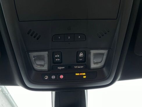 Used 2017 Cadillac XT5 Luxury w/ Driver Awareness Package FWD image 24