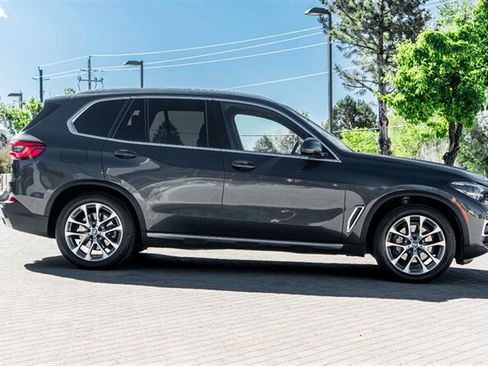 Used 2019 BMW X5 xDrive40i w/ Convenience Package AWD/4WD image 5