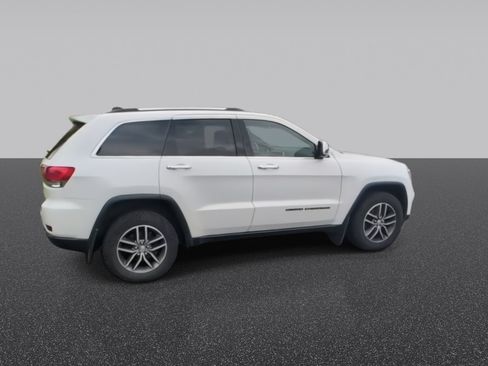 Used 2018 Jeep Grand Cherokee Limited AWD/4WD image 10