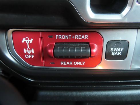 Used 2018 Jeep Wrangler Unlimited Rubicon image 7