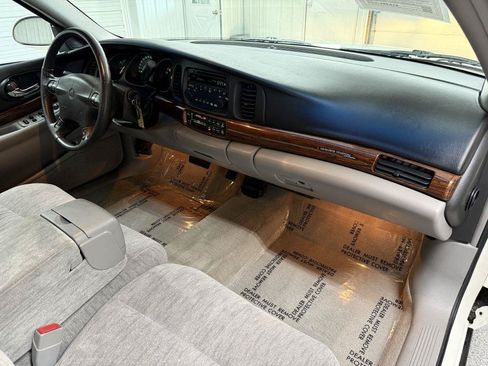 Used 2004 Buick Le Sabre Custom FWD image 34