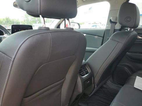 Certified 2023 Chevrolet Blazer LT w/ LPO, Floor Liner Package AWD/4WD image 33
