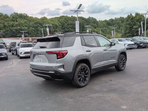 New 2026 GMC Terrain Elevation w/ Elevation Premium Package AWD/4WD image 5