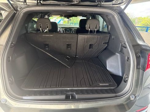 Used 2019 Chevrolet Equinox LT FWD image 4