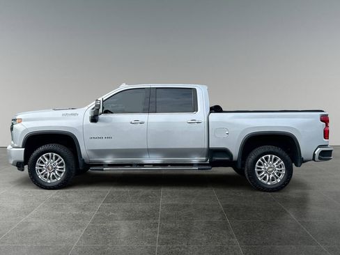 Used 2022 Chevrolet Silverado 3500 High Country AWD/4WD image 6