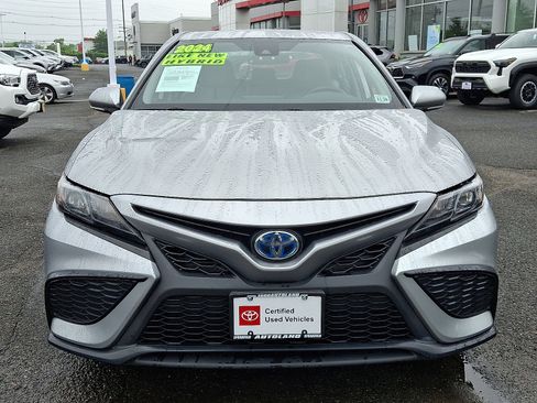 Certified 2024 Toyota Camry SE image 2
