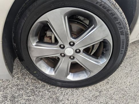 Used 2014 Buick Encore Leather image 29