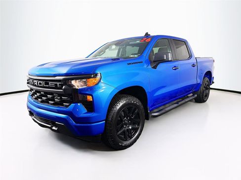 Used 2026 Chevrolet Silverado 1500 Custom w/ Turbomax Blackout Package image 3