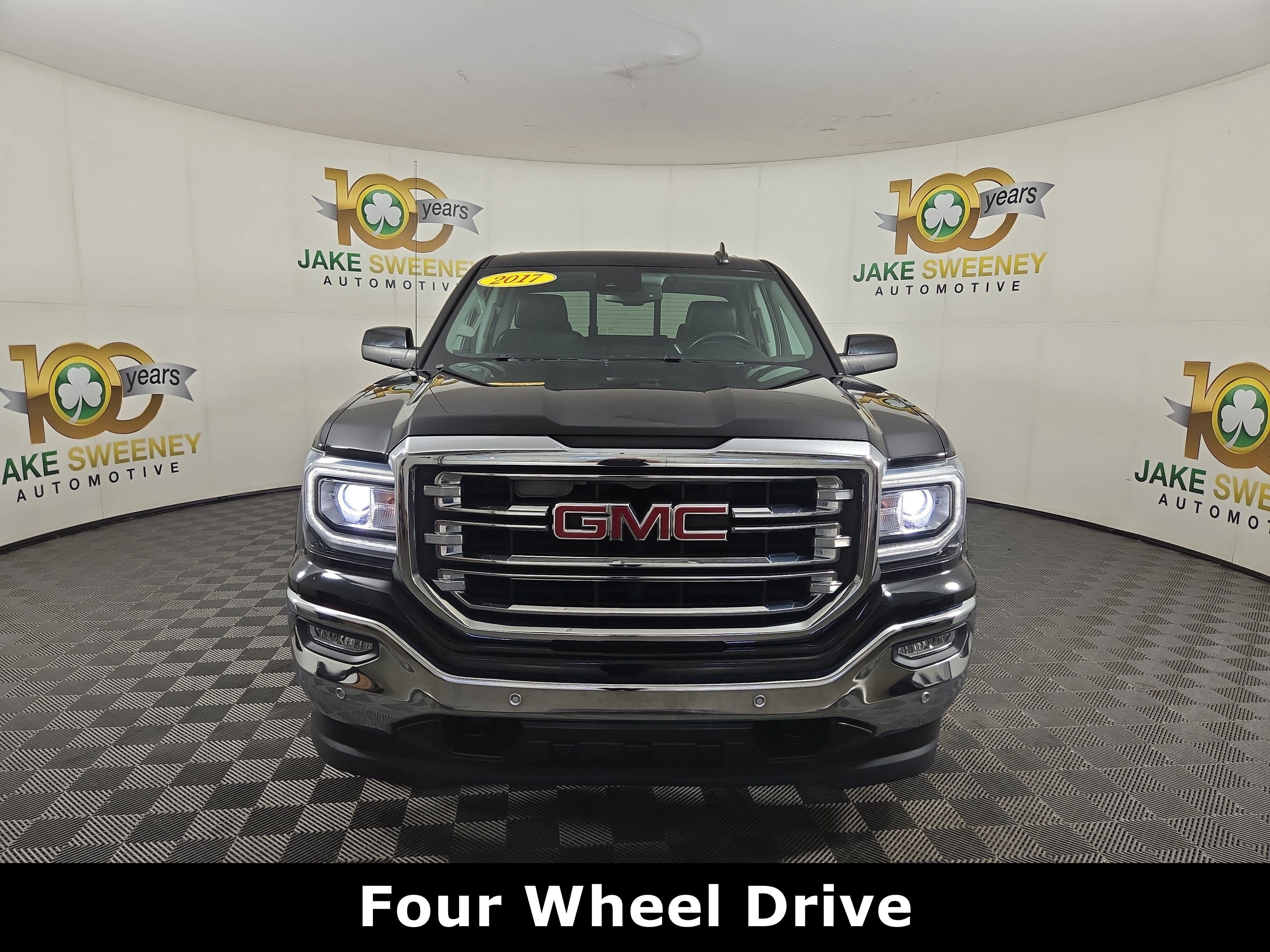 Used 2017 GMC Sierra 1500 SLT w/ SLT Premium Package AWD/4WD image 3