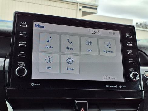 Used 2022 Toyota Camry XLE image 5