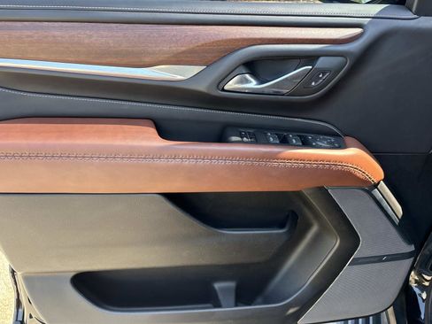 Certified 2023 GMC Yukon Denali Ultimate image 12